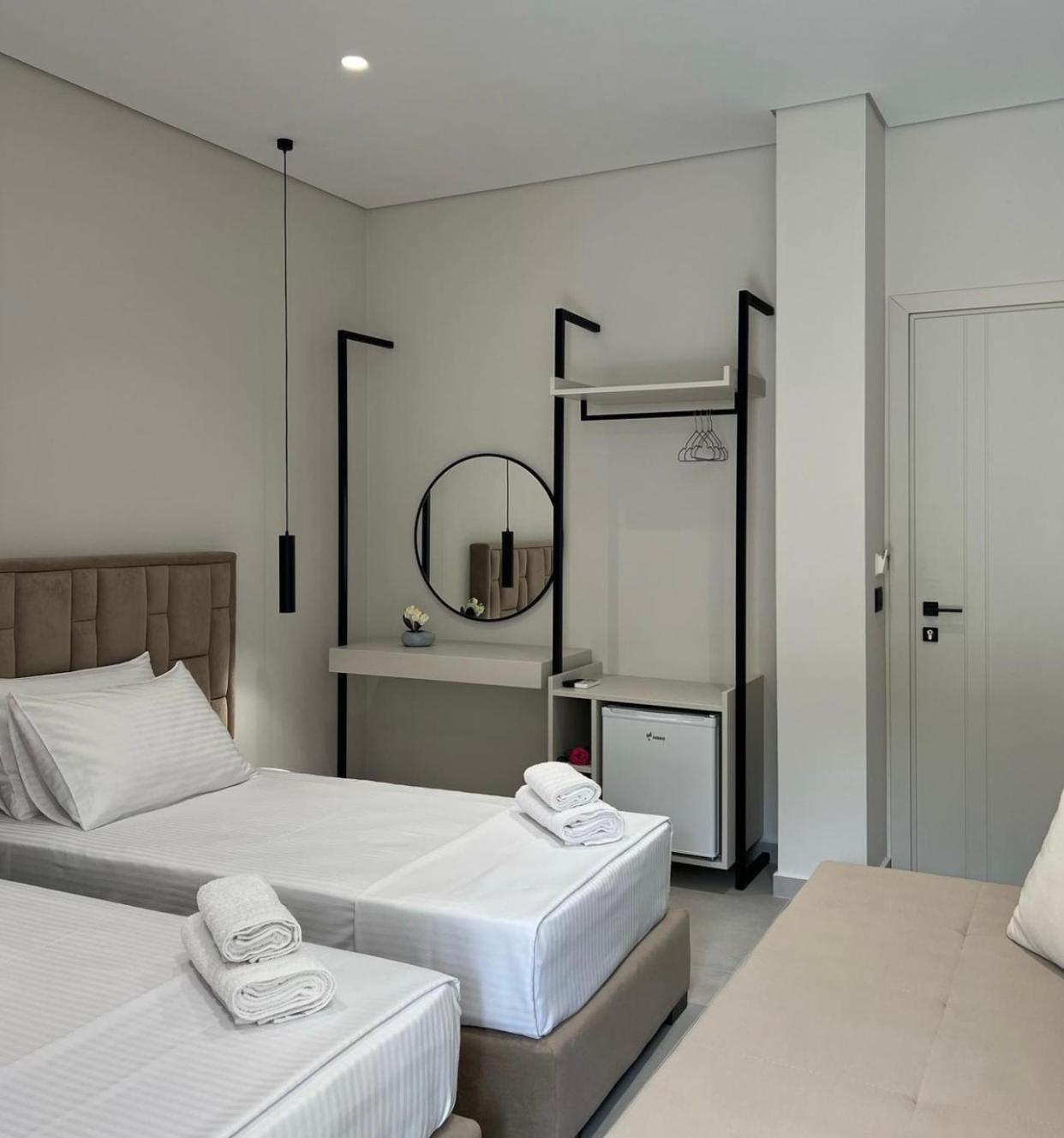 Astoria Rooms Σαράντα Εξωτερικό φωτογραφία
